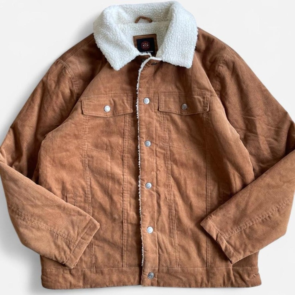 Mountain and Isles Brown Corduroy Jacket with Sherpa Lining NWT Men’s L